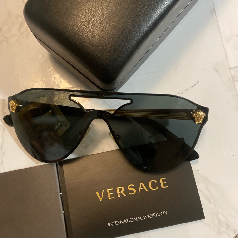 Versace Sunglasses VE2161